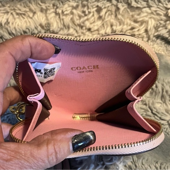 Coach Pink Heart-Shaped Wristlet EUC - Picture 5 of 5